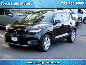Volvo XC40 T5 Momentum AWD