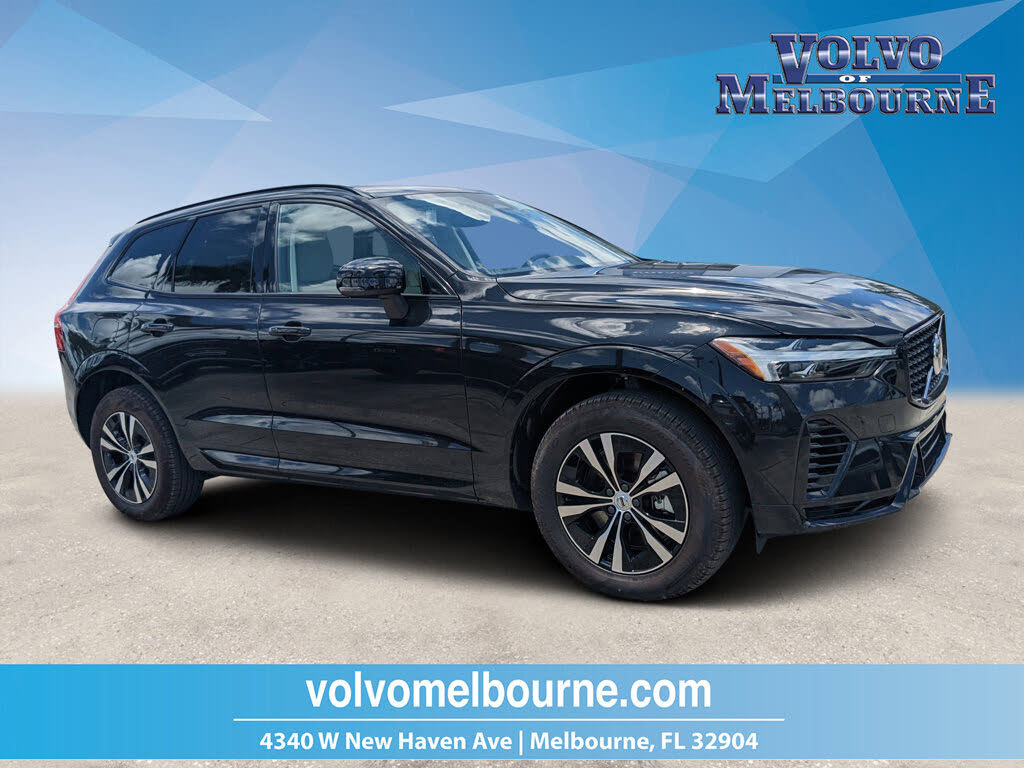 2025 Volvo XC60 Recharge T8 Core Dark Theme eAWD