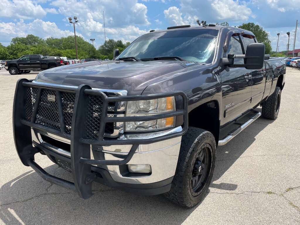 2011 Chevrolet Silverado 3500HD LTZ Crew Cab LB 4WD