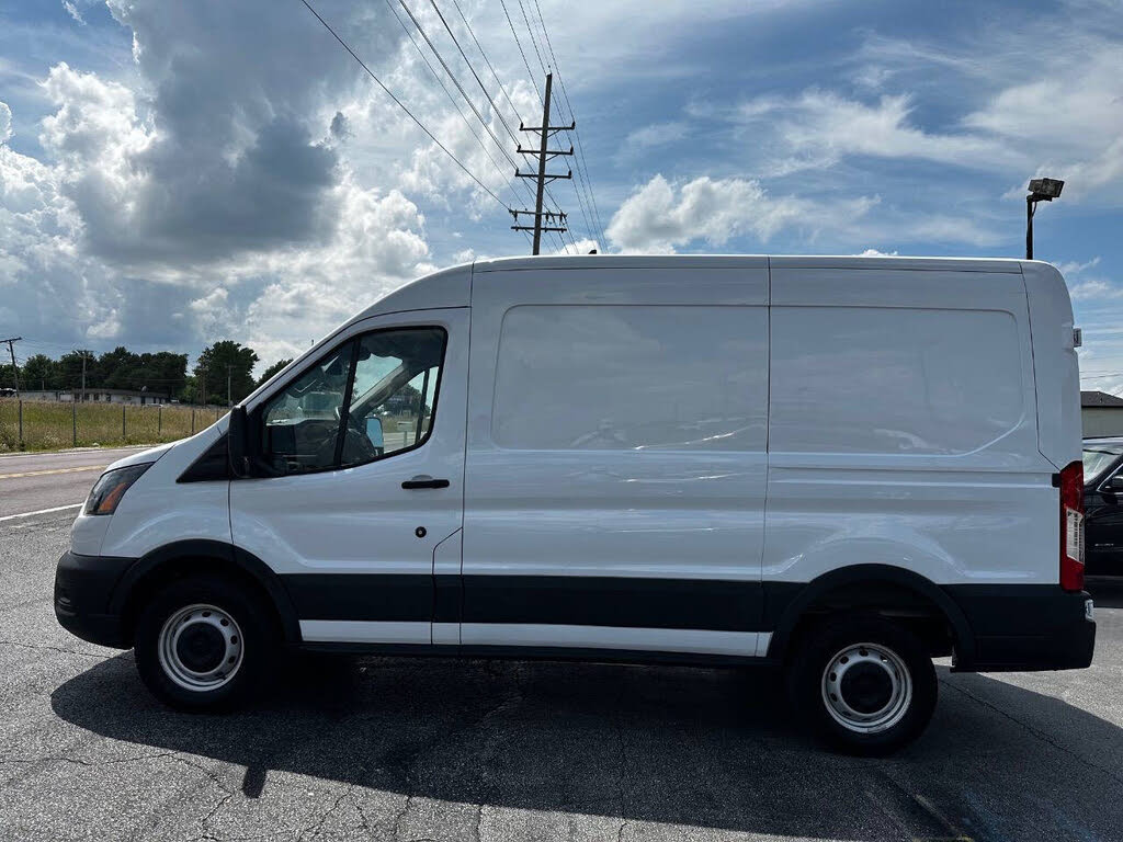 2023 Ford Transit Cargo 250 Medium Roof LB RWD
