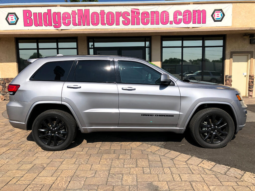 2020 Jeep Grand Cherokee Altitude 4WD