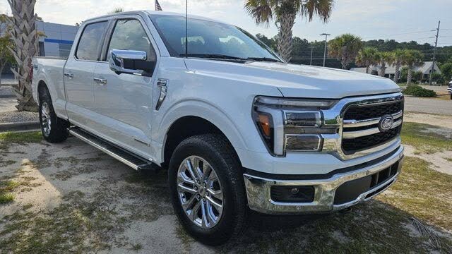 2025 Ford F-150 Lariat SuperCrew 4WD