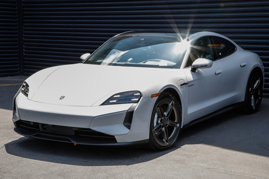2025 Porsche Taycan