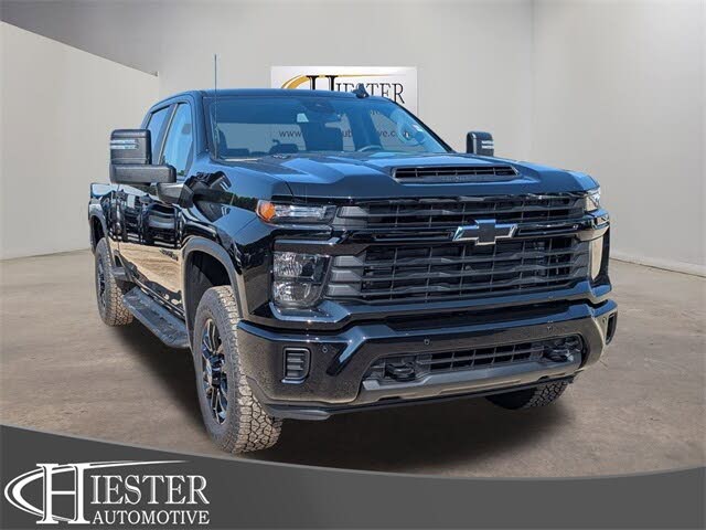 2025 Chevrolet Silverado 2500HD Custom Crew Cab 4WD