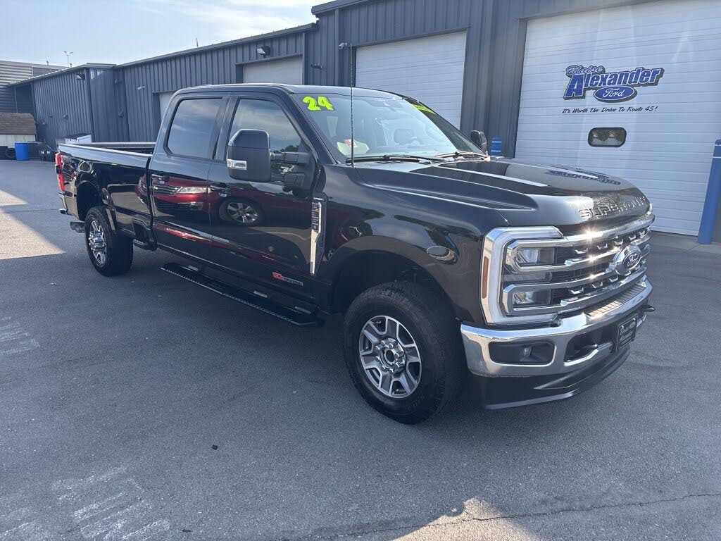 2024 Ford F-350 Super Duty Lariat Crew Cab 4WD