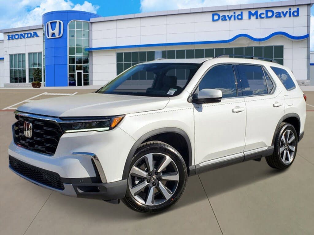 2025 Honda Pilot Touring FWD