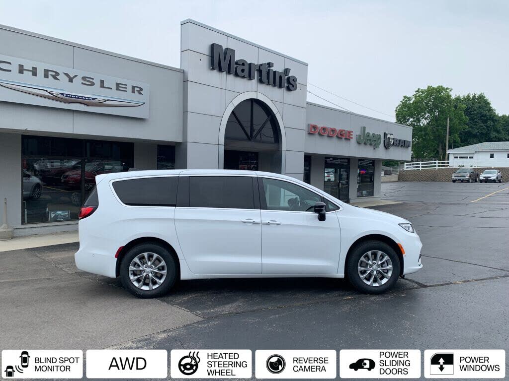 2025 Chrysler Pacifica Select AWD
