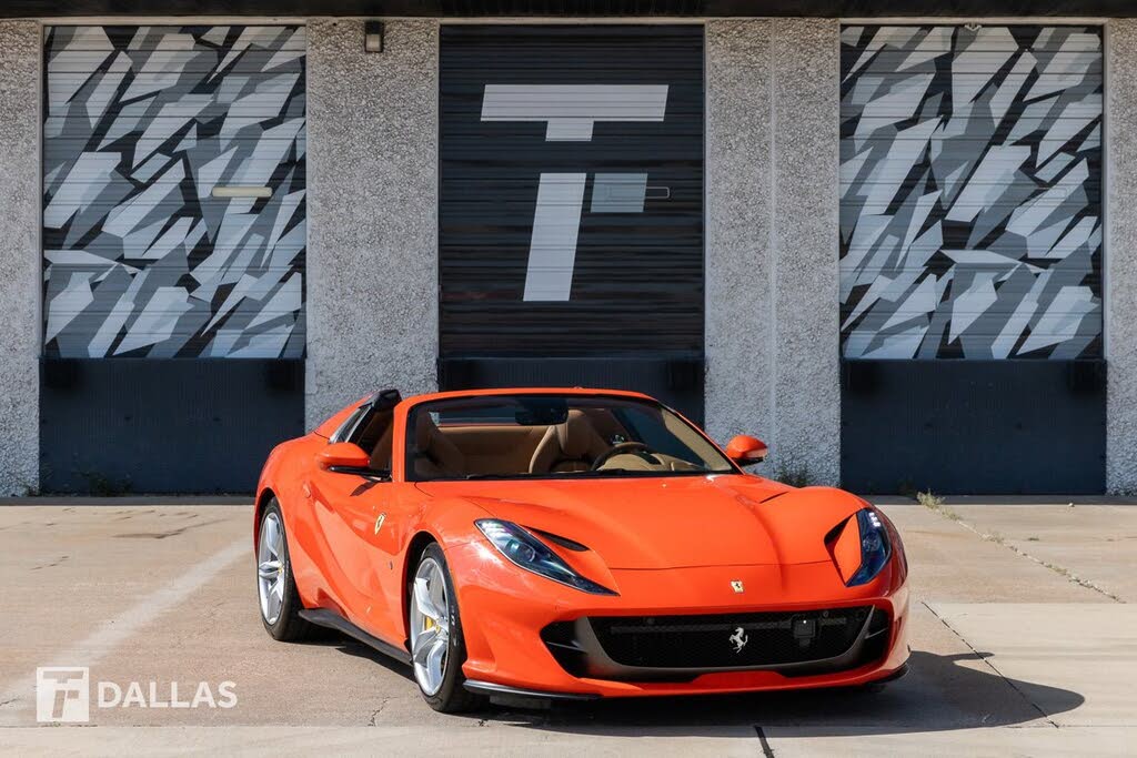 2023 Ferrari 812 GTS Convertible RWD