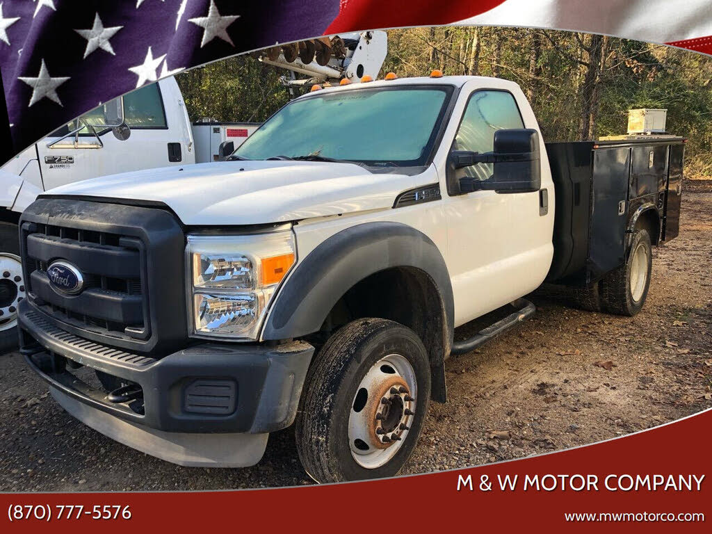 2011 Ford F-550 Super Duty XL 189 in. 4WD DRW