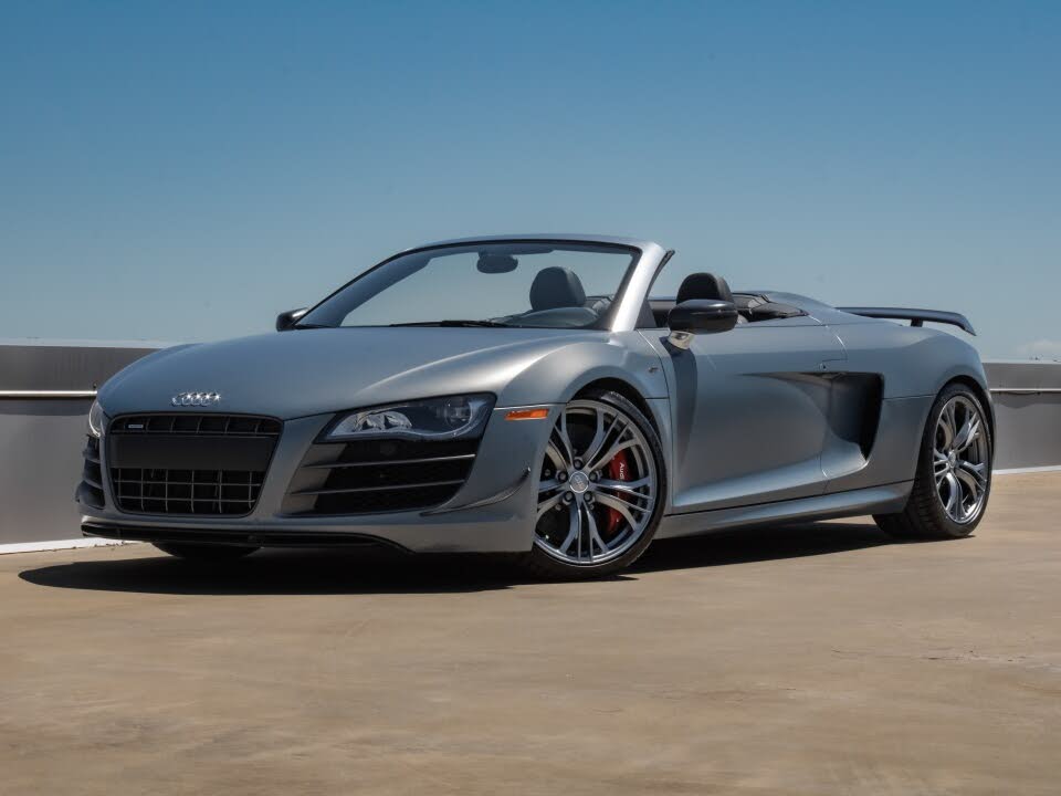 Audi R8 5.2 quattro GT Spyder AWD 2012