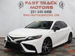 Toyota Camry SE FWD
