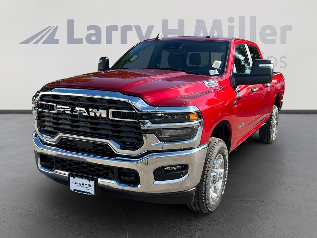 2025 RAM 2500 Big Horn Crew Cab 4WD