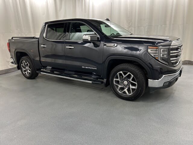 2022 GMC Sierra 1500 SLT Crew Cab 4WD