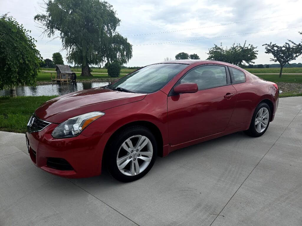2013 Nissan Altima Coupe 2.5 S