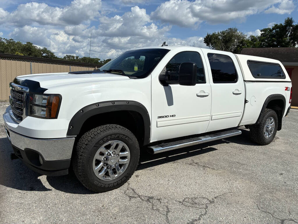 2013 GMC Sierra 3500HD SLT Crew Cab 4WD