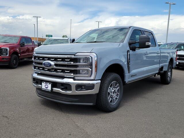 2025 Ford F-250 Super Duty Lariat Crew Cab 4WD