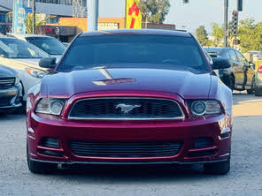 Ford Mustang V6 Coupe RWD