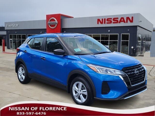 2025 Nissan Kicks Play S FWD