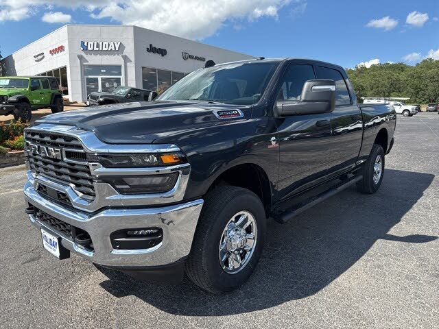 2025 RAM 2500 Tradesman Crew Cab 4WD