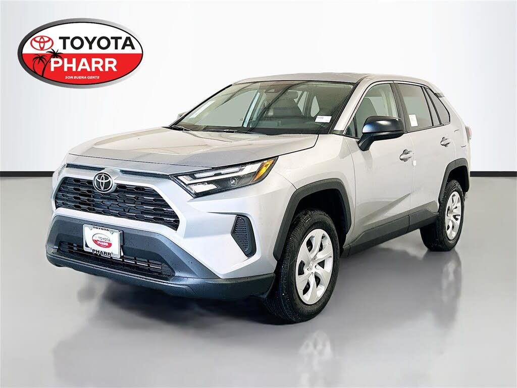 2025 Toyota RAV4 LE FWD