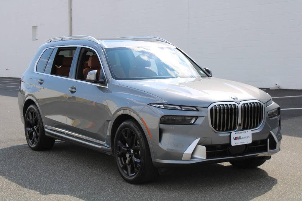 2023 BMW X7 xDrive40i AWD