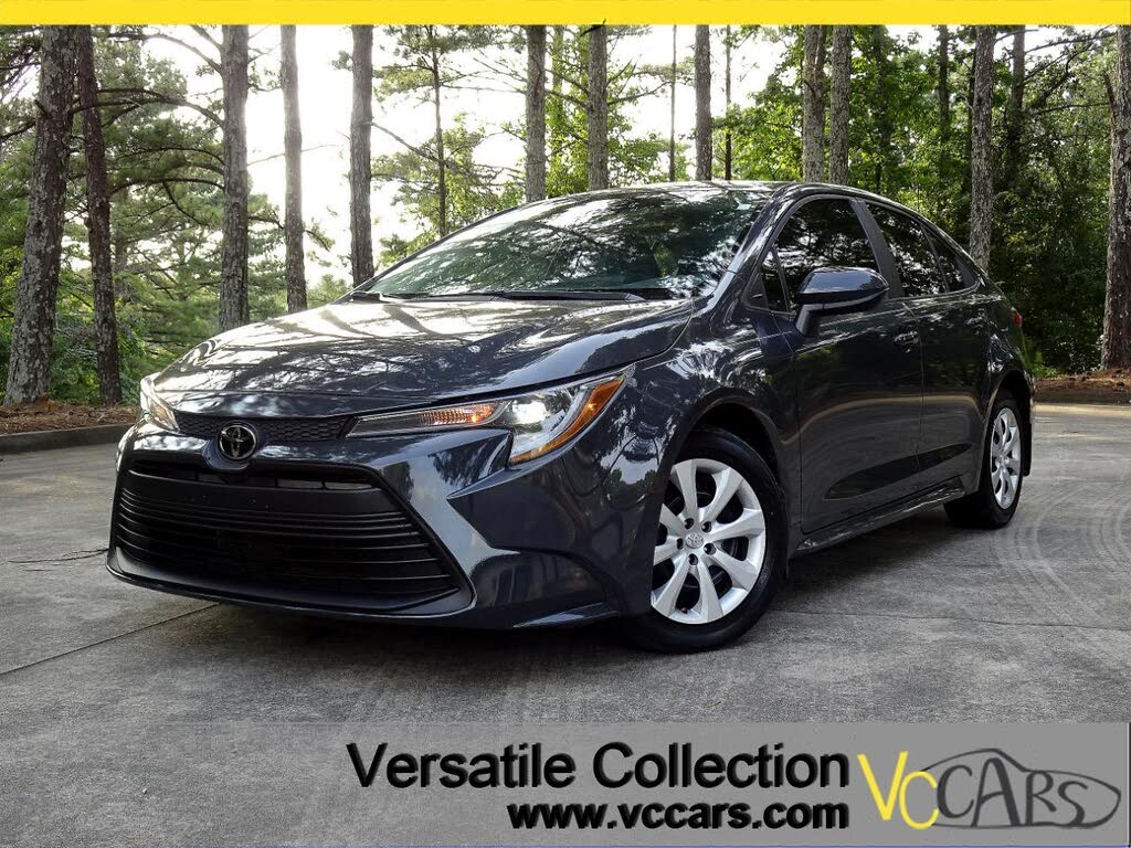 2024 Toyota Corolla LE FWD