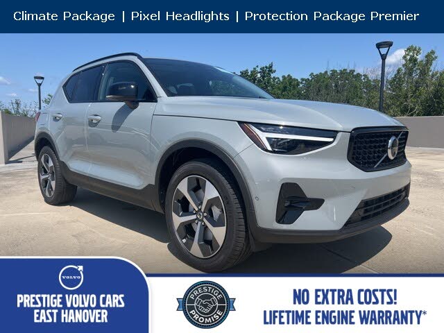 2026 Volvo XC40 B5 Plus AWD