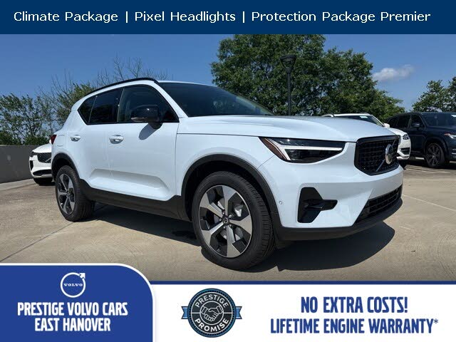 2026 Volvo XC40 B5 Plus AWD