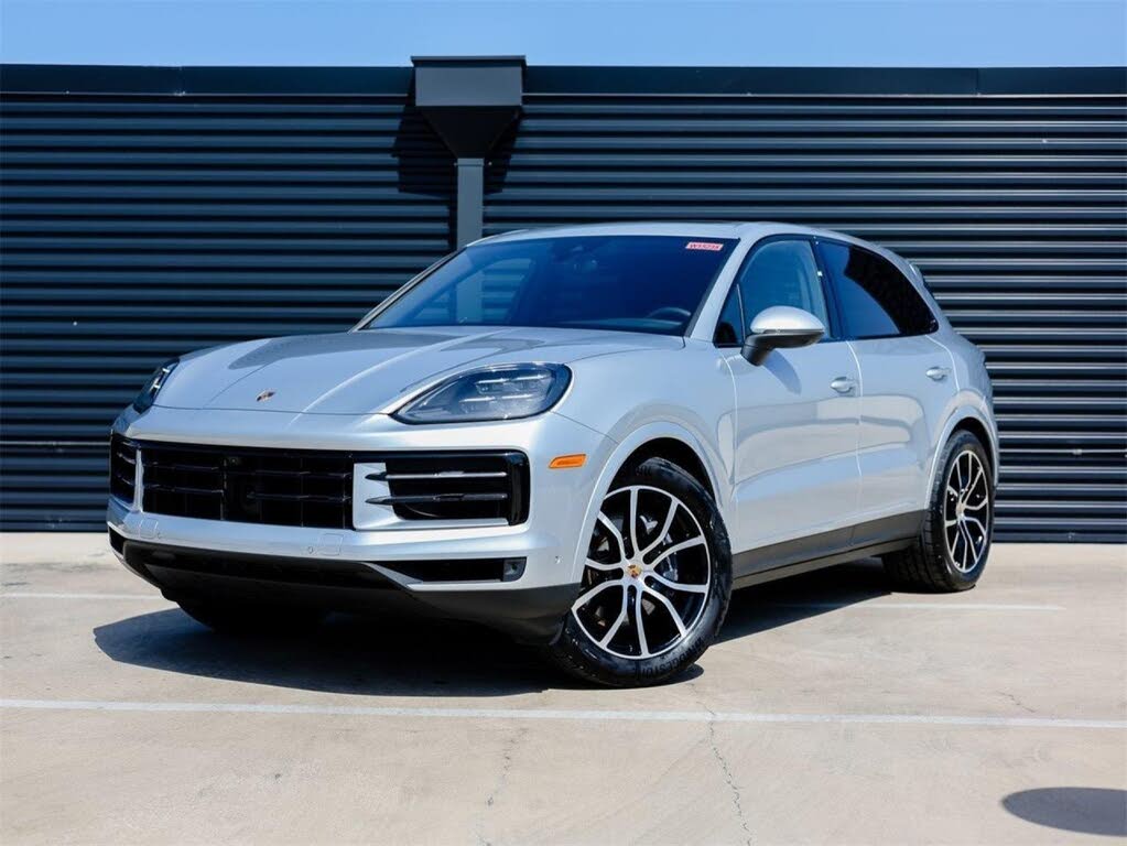 2025 Porsche Cayenne AWD