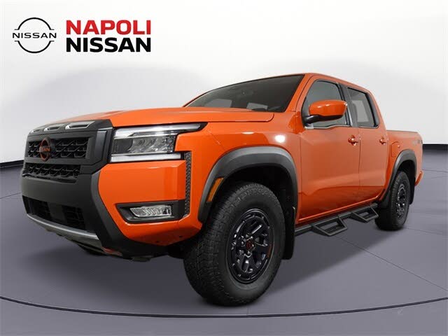 2025 Nissan Frontier PRO-4X Crew Cab 4WD