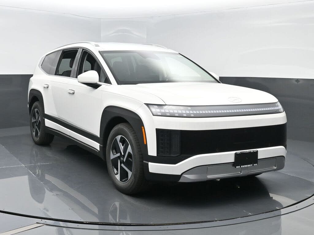 2026 Hyundai Ioniq 9 S RWD