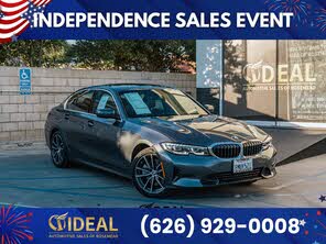BMW 3 Series 330i Sedan RWD