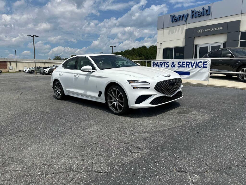2025 Genesis G70 2.5T Standard RWD