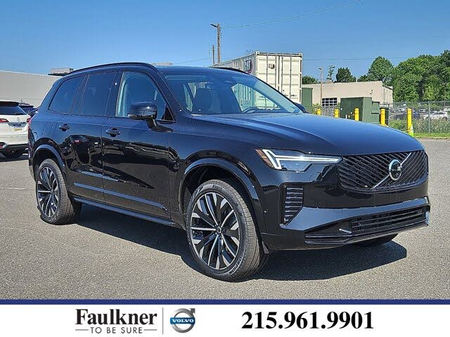 2026 Volvo XC90 B6 Ultra Dark 6-Passenger AWD