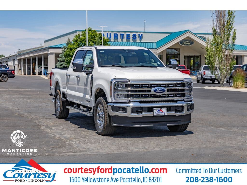 2025 Ford F-250 Super Duty Lariat Crew Cab 4WD