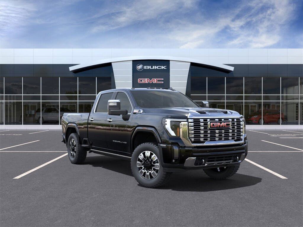 2025 GMC Sierra 3500HD Denali Crew Cab 4WD