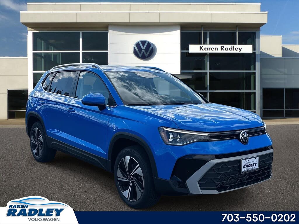 2025 Volkswagen Taos SE 4Motion