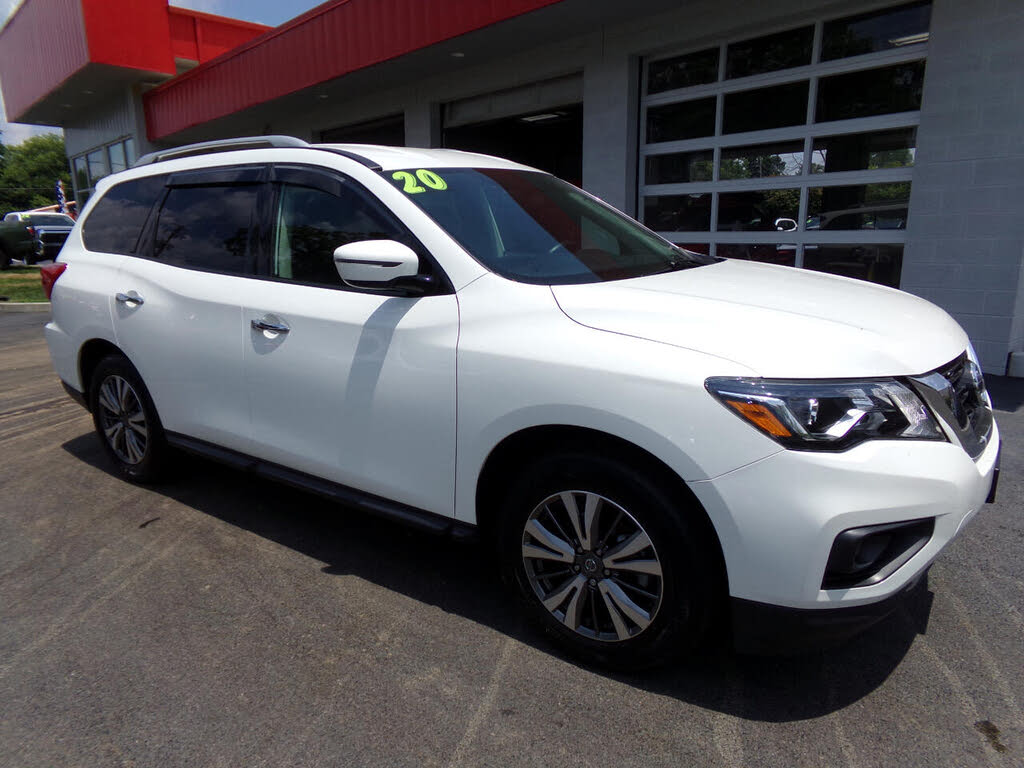 2020 Nissan Pathfinder SV FWD