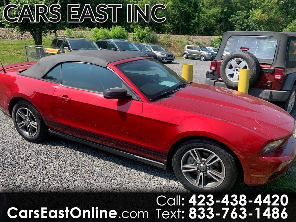 2012 Ford Mustang V6 Convertible RWD