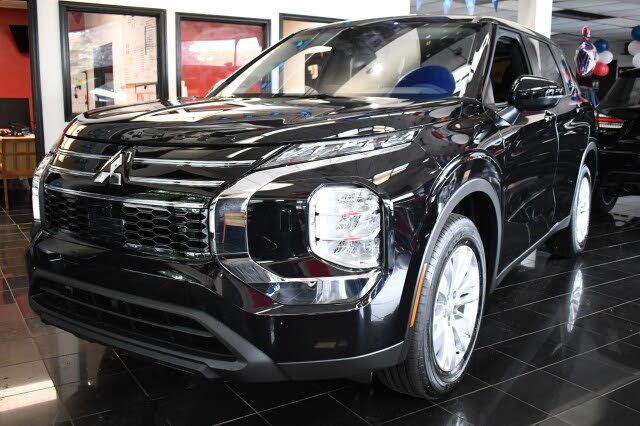 2025 Mitsubishi Outlander ES FWD