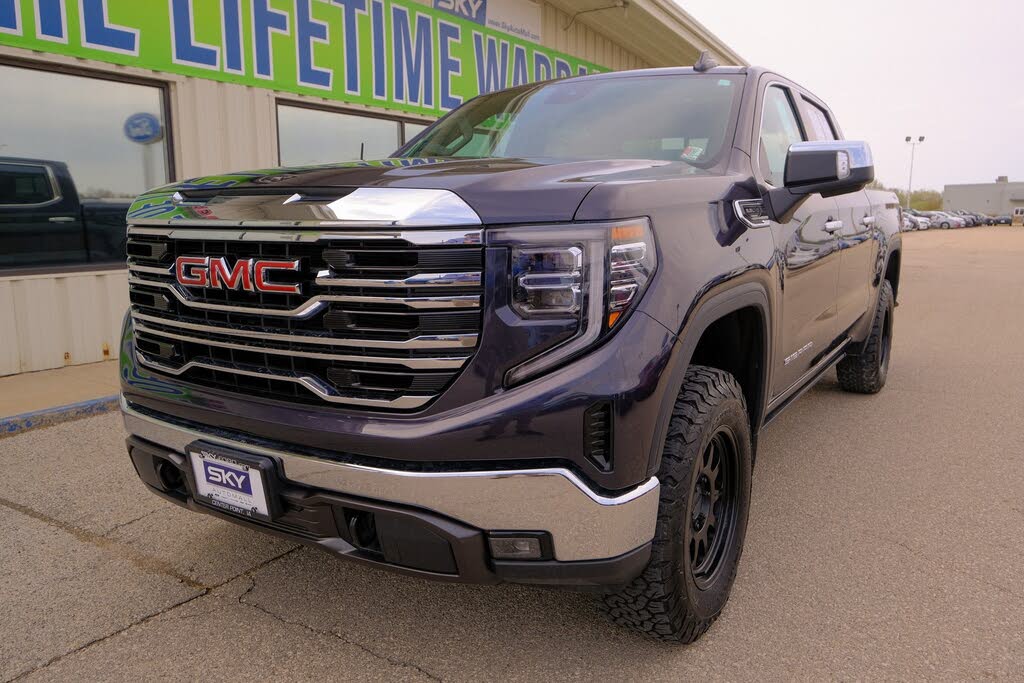 2022 GMC Sierra 1500 SLT