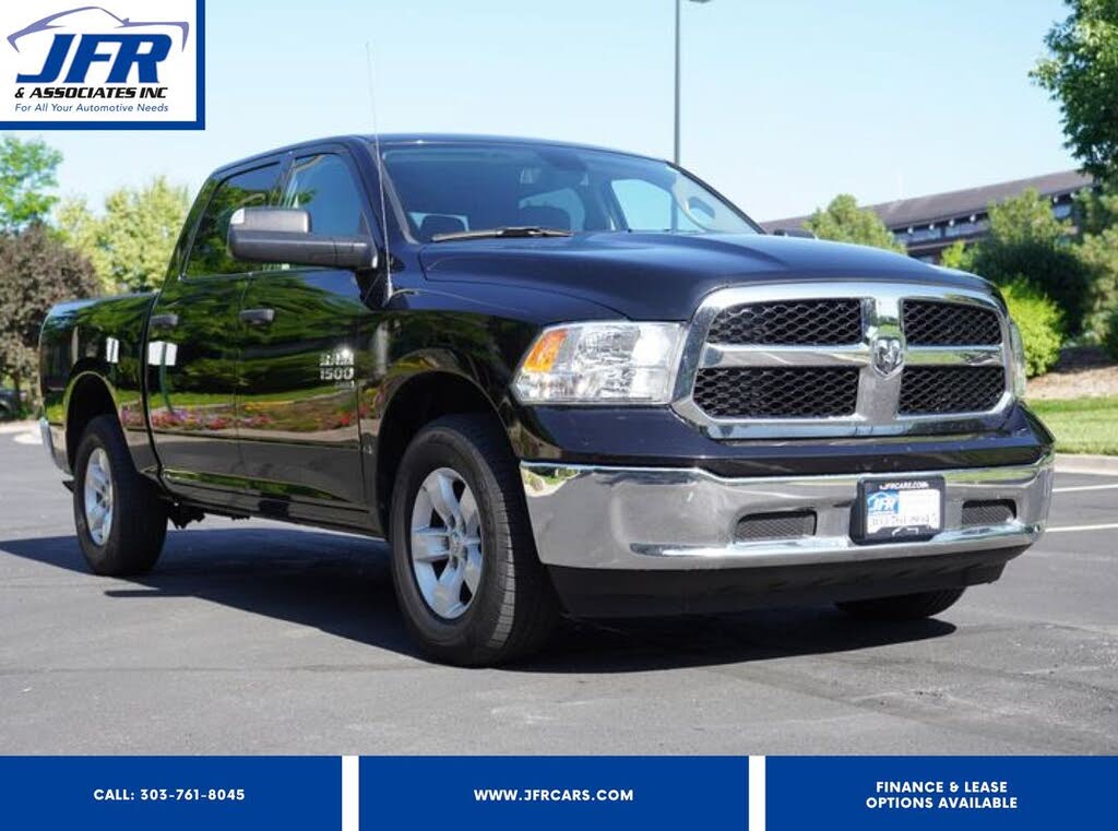 2023 RAM 1500 Classic SLT Crew Cab 4WD