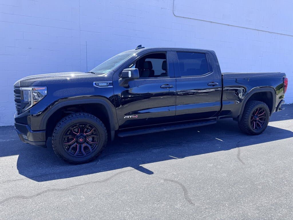 2022 GMC Sierra 1500 AT4 Crew Cab 4WD