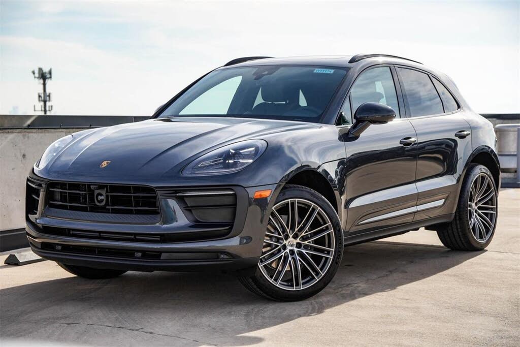 2025 Porsche Macan AWD