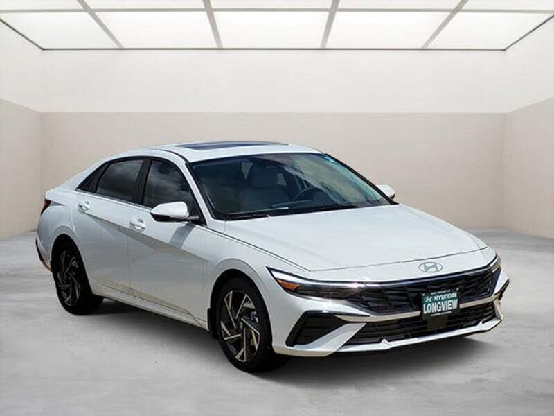 2025 Hyundai Elantra Limited FWD