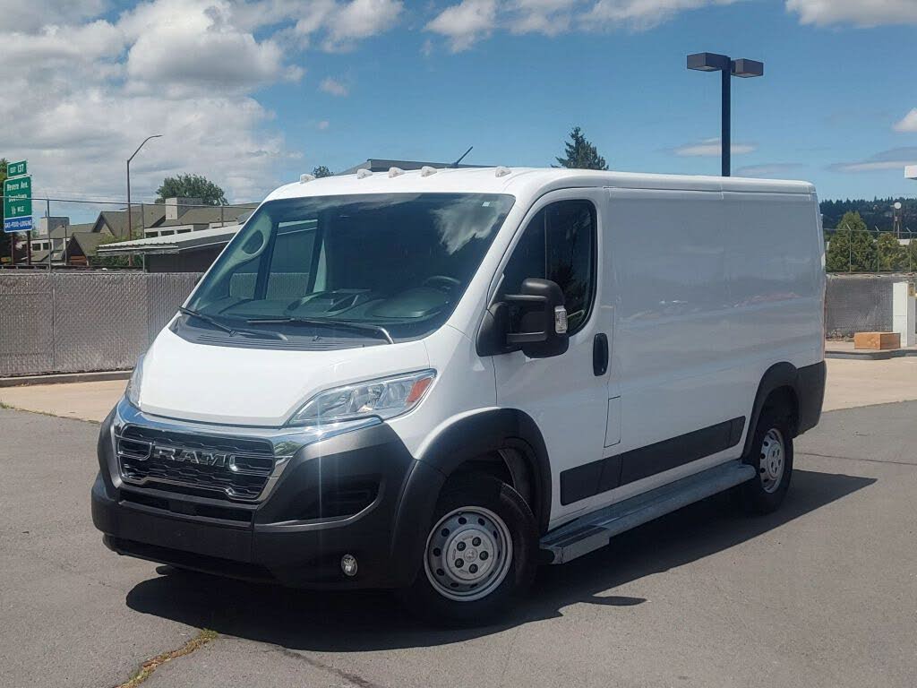 2023 RAM ProMaster 2500 136 Low Roof Cargo Van FWD