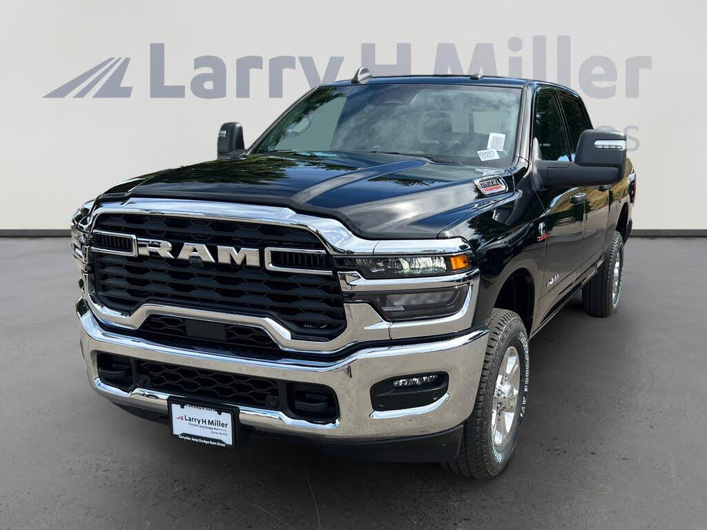 2025 RAM 2500 Big Horn Crew Cab 4WD