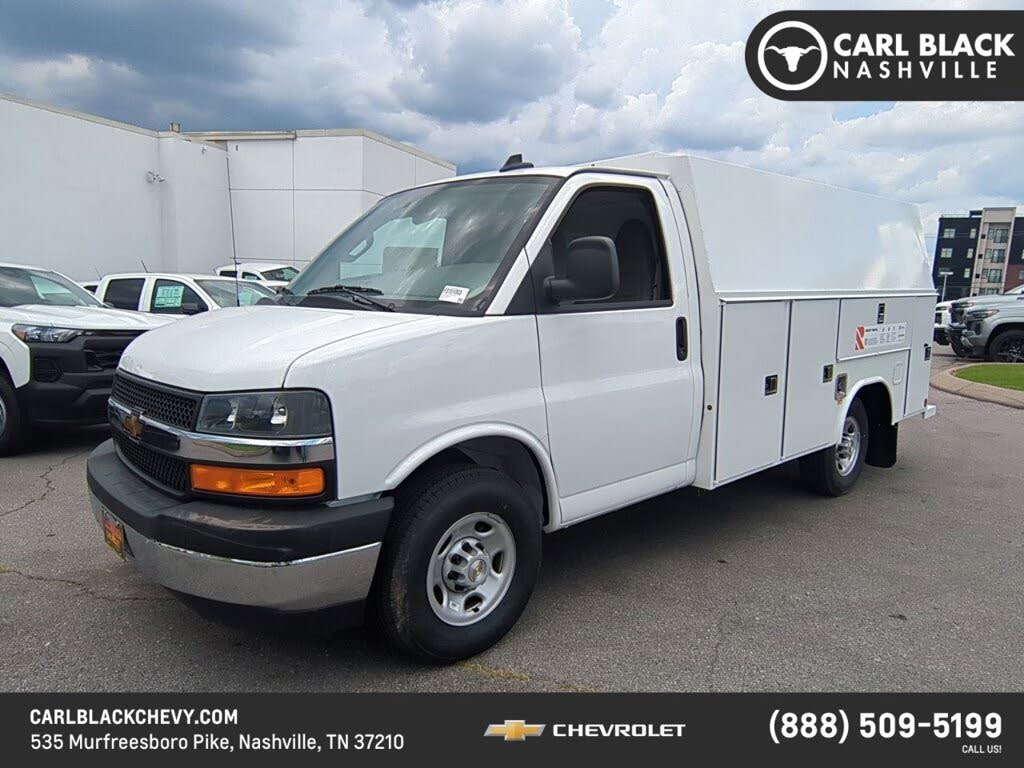 2025 Chevrolet Express Chassis 3500 Cutaway 139