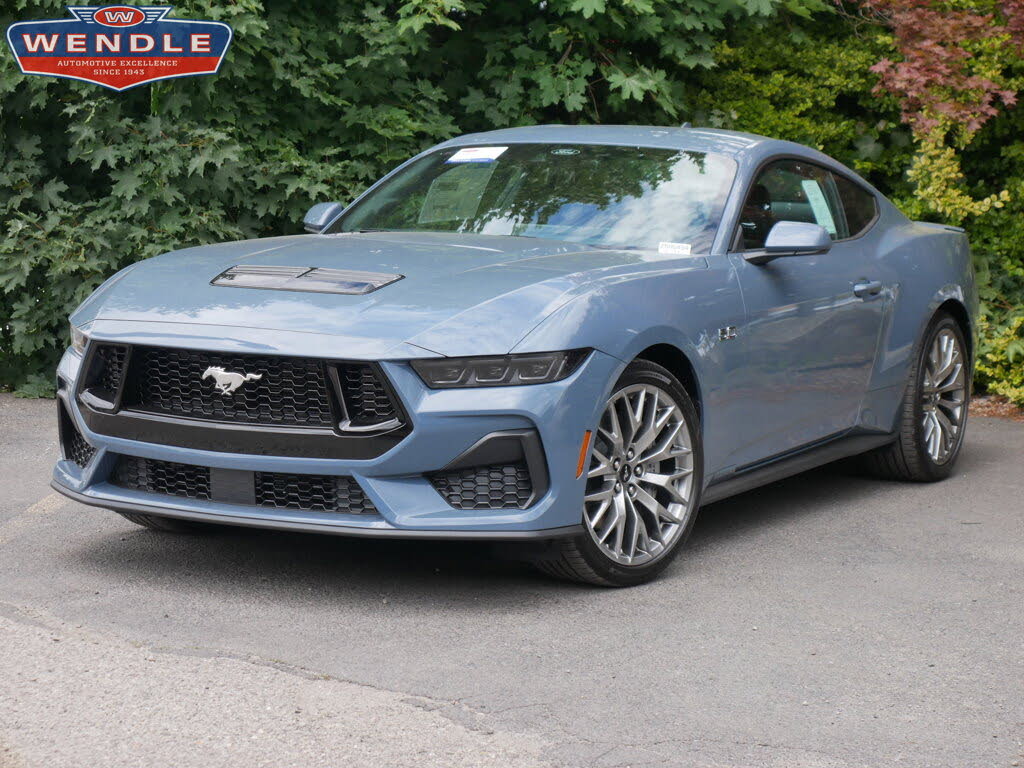 2025 Ford Mustang GT Premium Fastback RWD