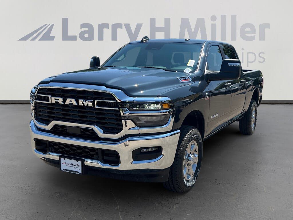 2025 RAM 2500 Big Horn Crew Cab 4WD